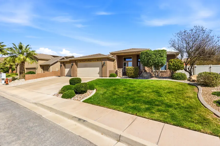 1935 S Great Basin Dr, Washington, UT 84780 - #3