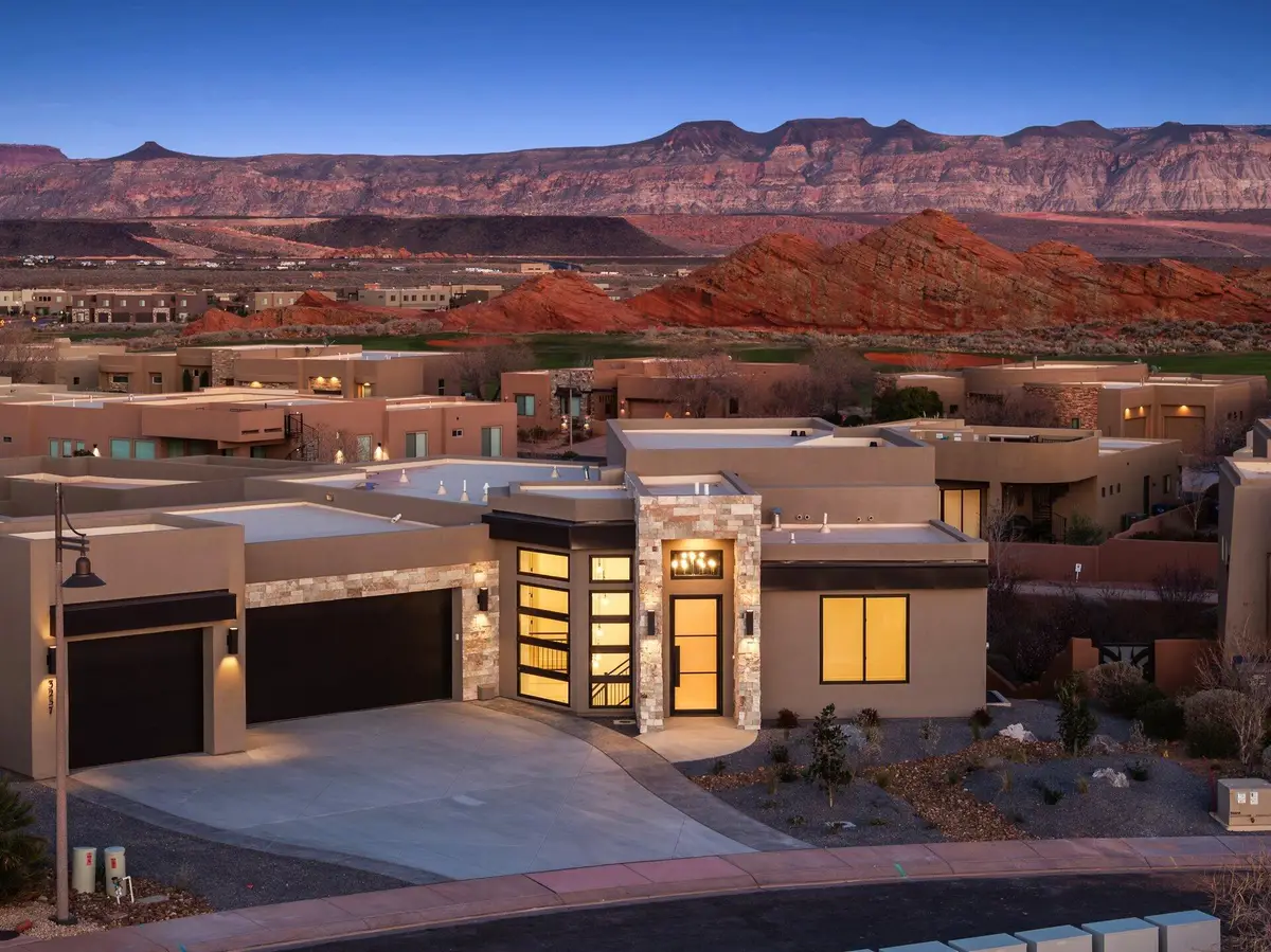 3257 S Drifting Dunes Ln, Hurricane, UT 84737 - #1