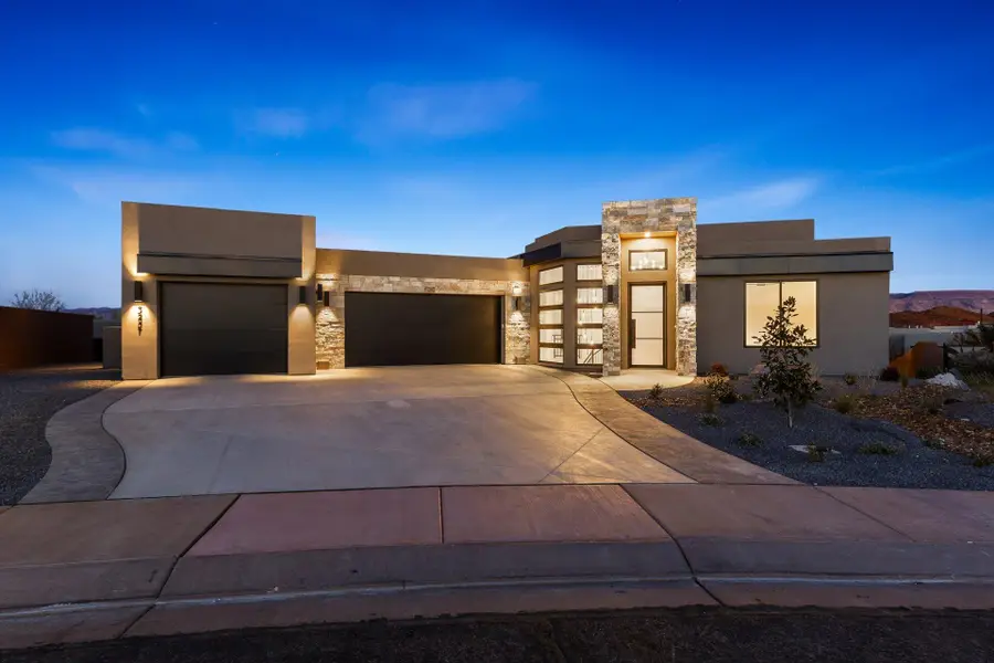 3257 S Drifting Dunes Ln, Hurricane, UT 84737 - #2