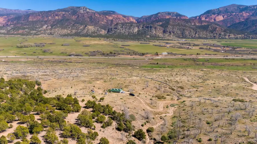 1380 W Hayward Mountain Rd, Kanarraville, UT 84742 - #2