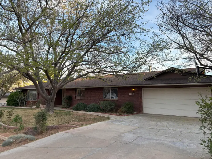 1153 Junipero Serra Dr, Saint George, UT 84790 - #3