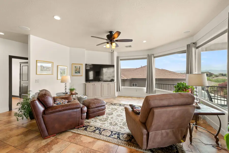 1063 N 2050 E, Saint George, UT 84770 - #3