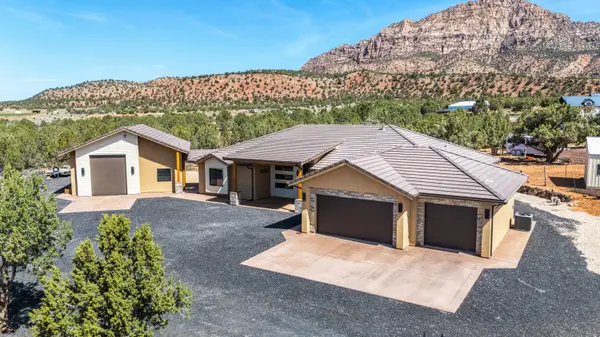 1295 E Cedar Dr, Apple Valley, UT 84737