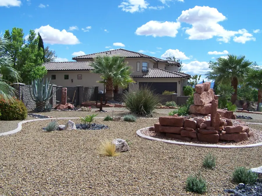 1285 S Indian Knolls Dr, Washington, UT 84780 - #2