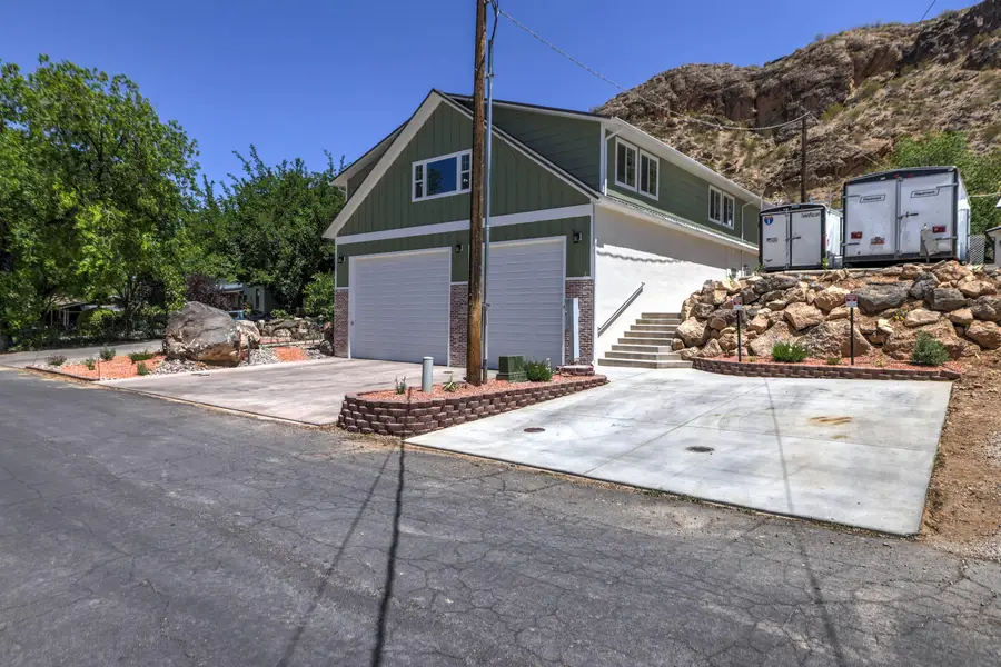 535 S 60 E, Hurricane, UT 84737 - #3