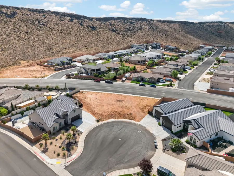 3250 W, Hurricane, UT 84737 - #3