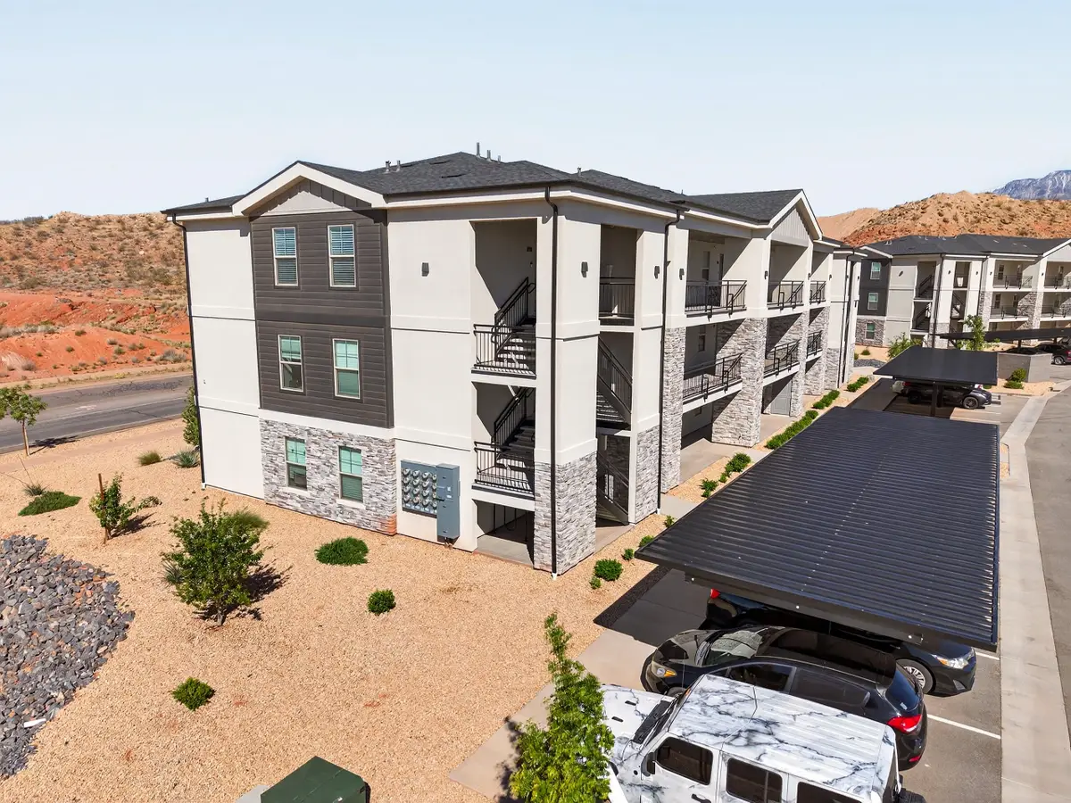 133 N Rock Canyon St #J301, Hurricane, UT 84737 - #1