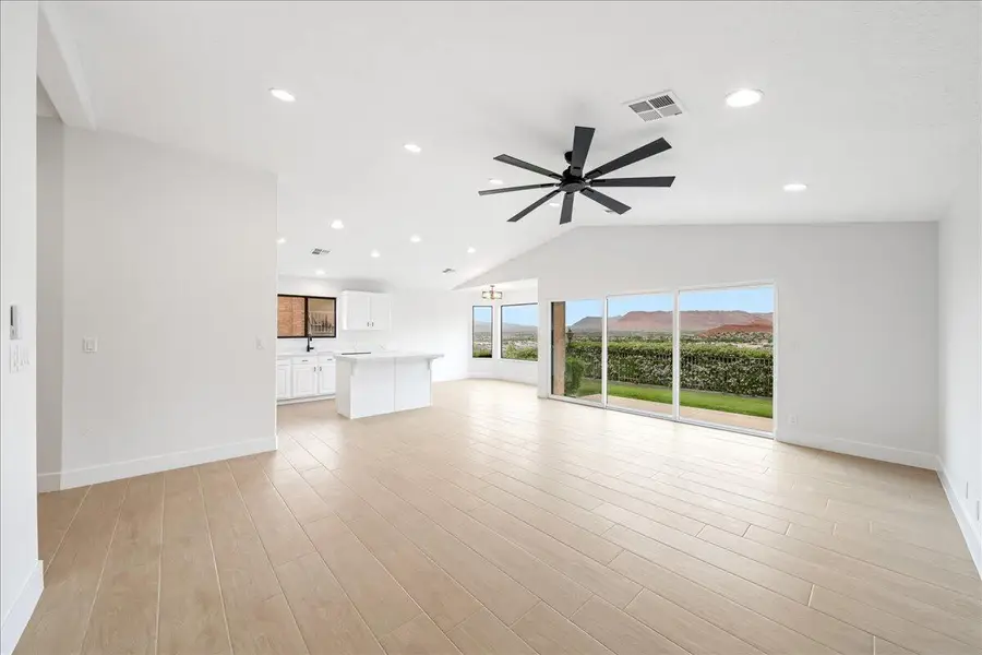 872 W 680 N, Saint George, UT 84770 - #3