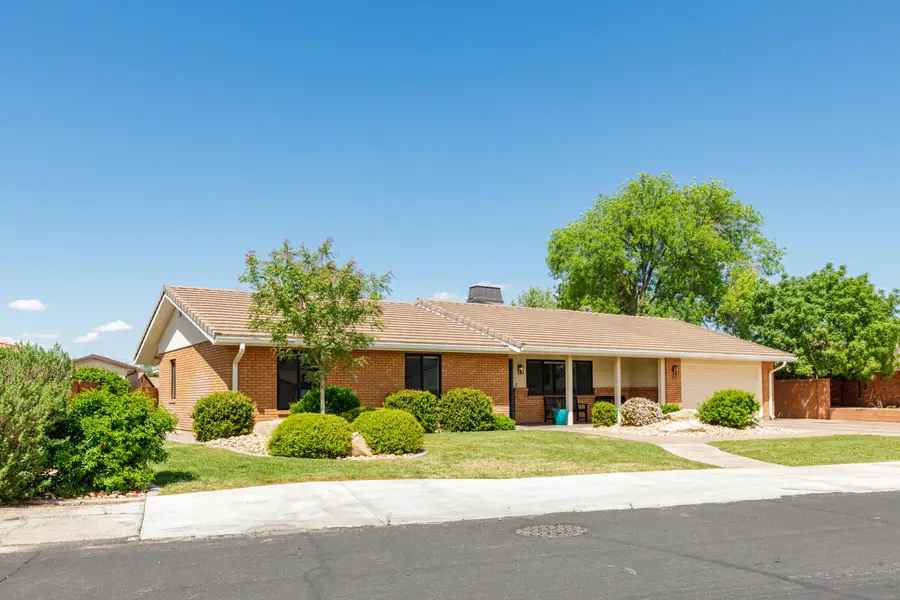 1151 E Sherman Cir, Saint George, UT 84790 - #3