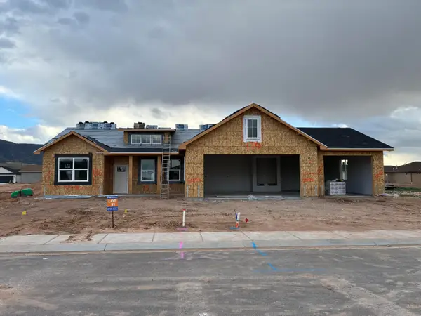 946 E Remington Rd, Enoch, UT 84721