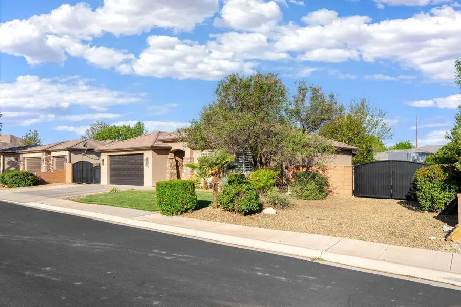 1512 S Carma St, Washington, UT 84780 - #2