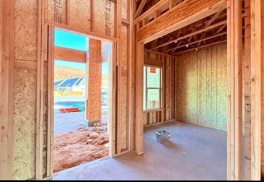 767 S Shunes Creek Cir, Washington, UT 84780 - #2