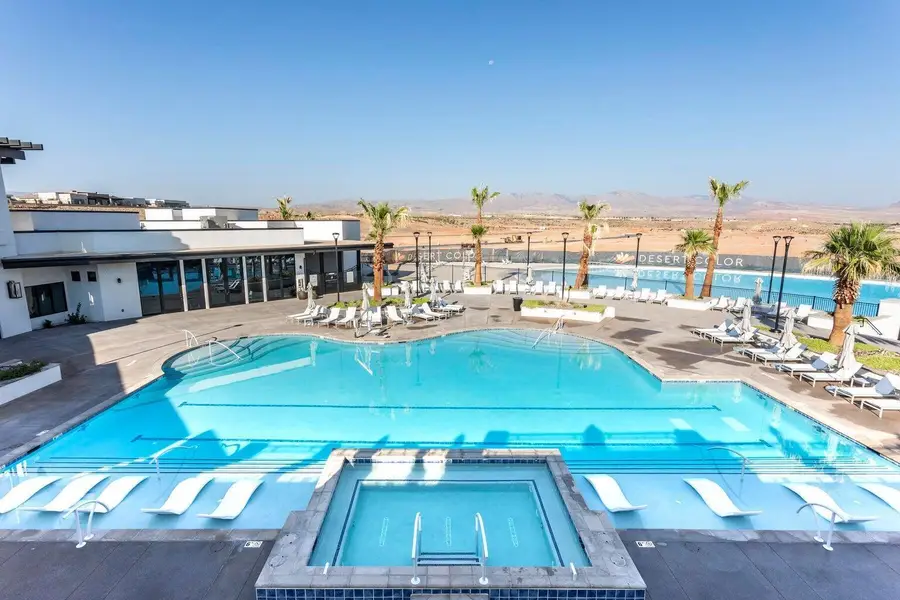 915 W Gold Ridge Lane, Saint George, UT 84790 - #3