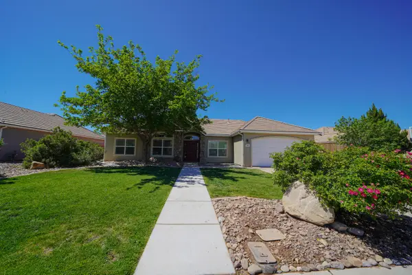 2450 S 400 West St, Washington, UT 84780