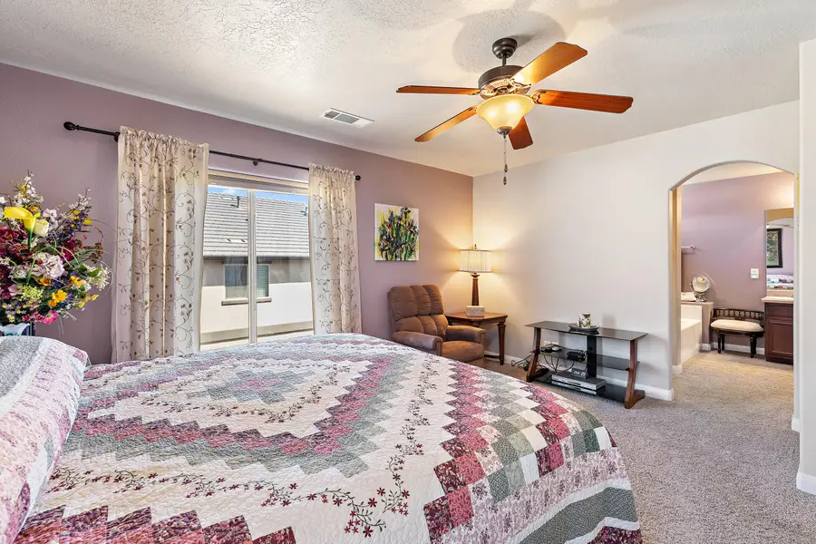 2484 Manzoni Rd, Santa Clara, UT 84765 - #3