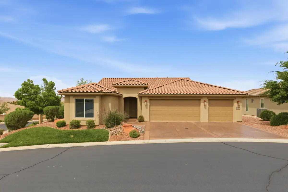 1608 W Garnet Ridge Dr, Saint George, UT 84790 - #1