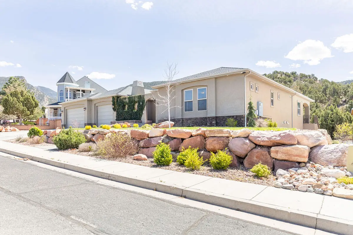 888 E Fiddlers Canyon Rd, Cedar City, UT 84721 - #1