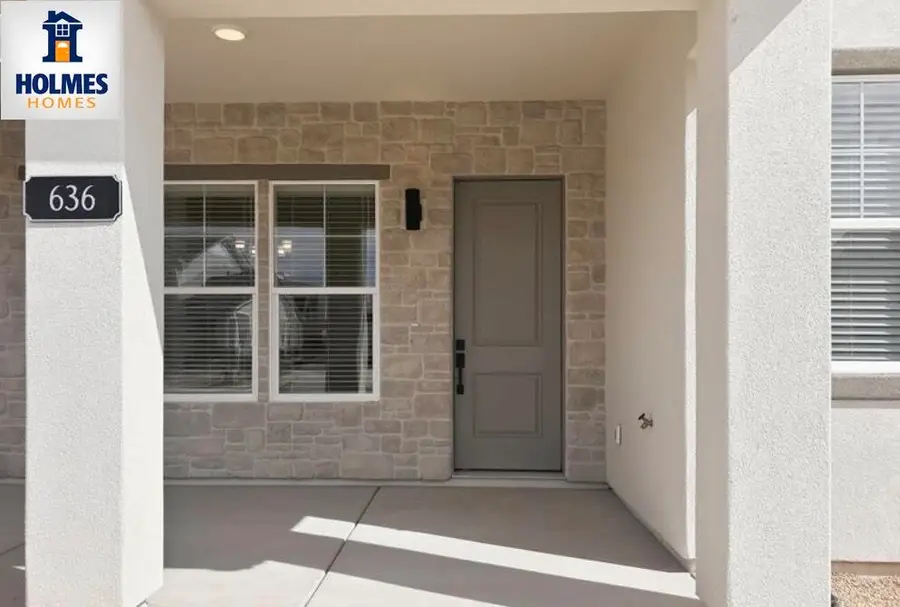 636 W Canyon Pine Dr, Saint George, UT 84790 - #3
