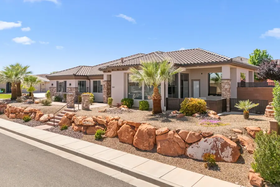 1947 N Park Grove Dr, Washington, UT 84780 - #2