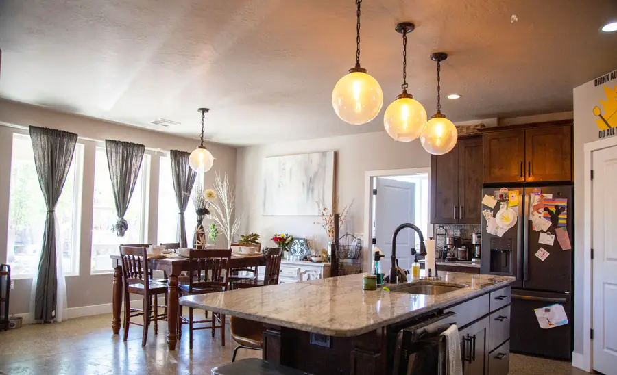 3293 S Noble Dr, Washington, UT 84780 - #2