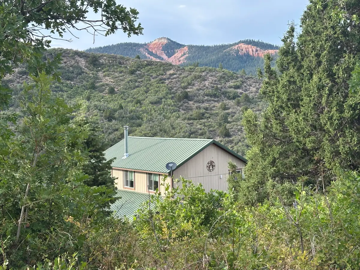 1700 Phantom Dr, Kanab, UT 84741 - #1