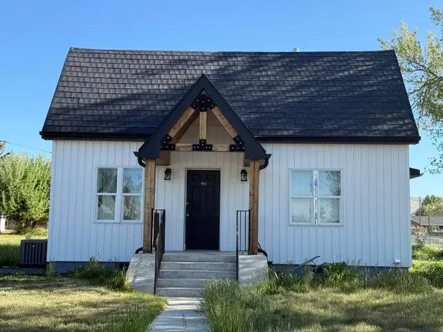 460 W Center St, Fountain Green, UT 84632 - #2