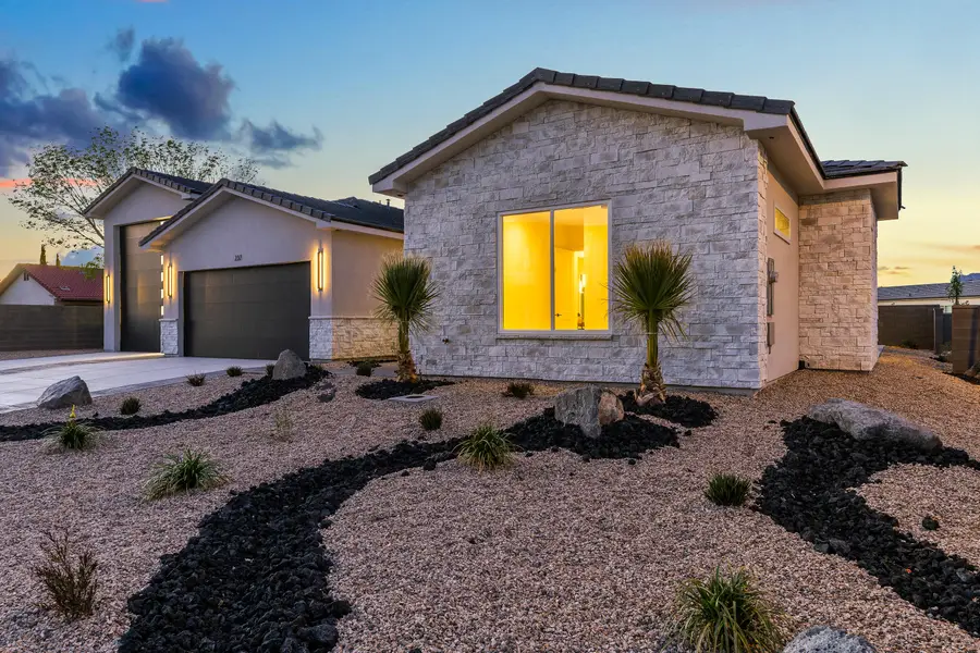 237 E 1100, Hurricane, UT 84737 - #3