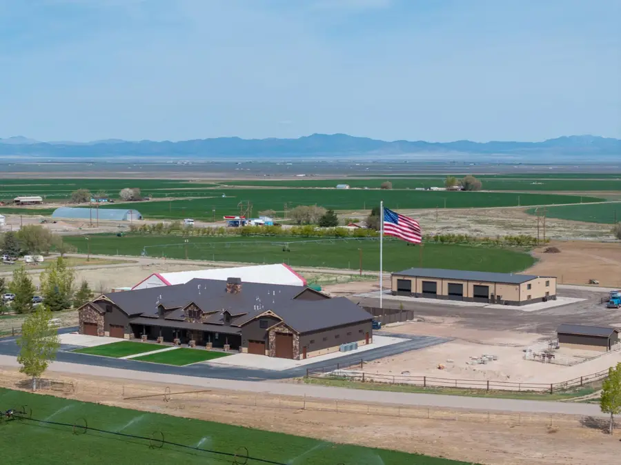 169 E 100, Newcastle, UT 84756 - #2