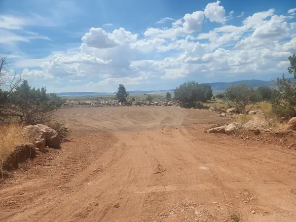 1421 N Foothill Dr, Paragonah, UT 84760