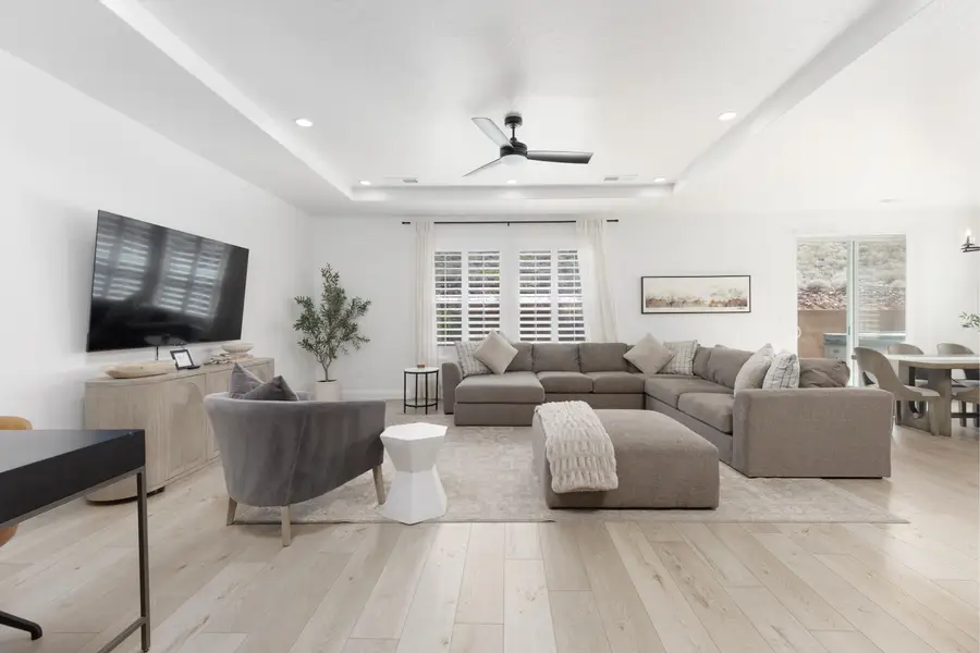 1418 N Rustico Dr, Washington, UT 84780 - #3