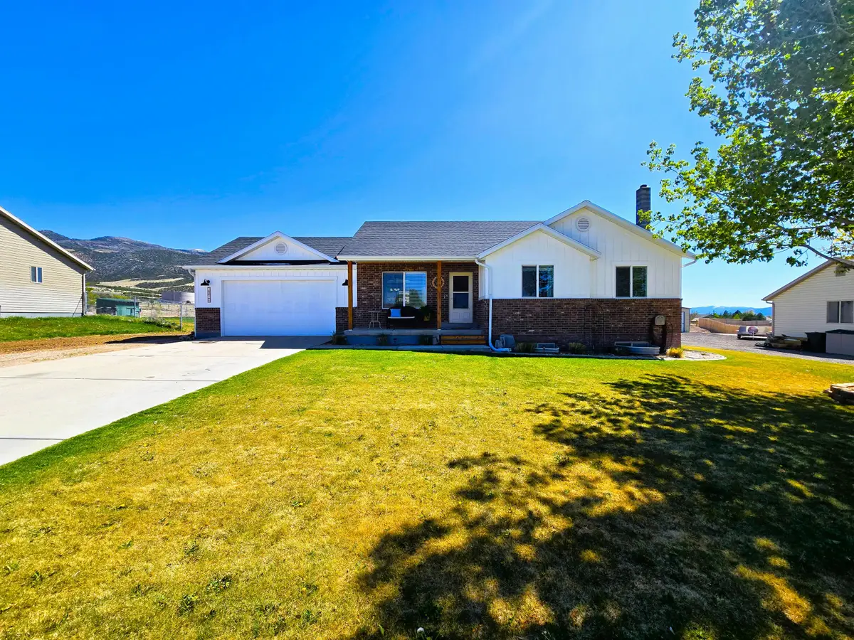 2026 E Saddleback View Dr, Enoch, UT 84721 - #1