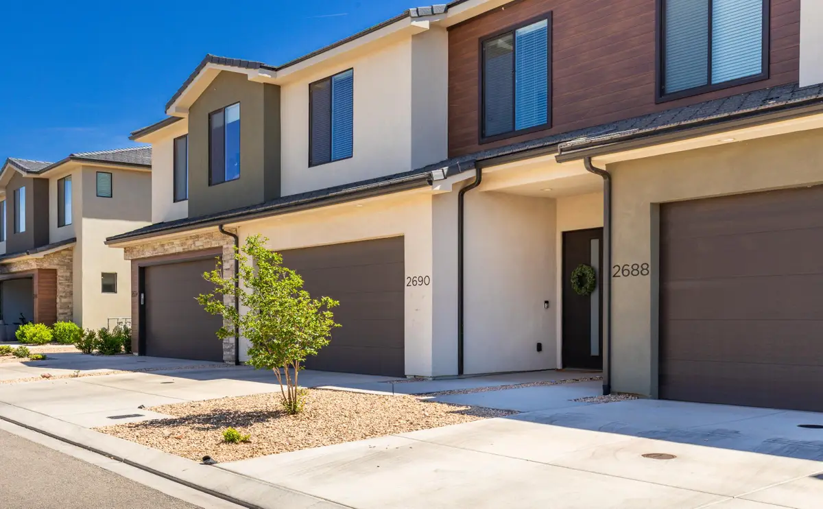 2690 Rain Tree St, Saint George, UT 84790 - #1