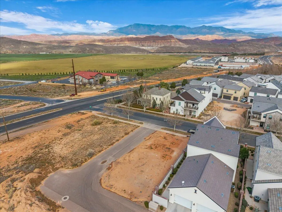 4351 Canterberry Rd, Hurricane, UT 84737 - #1