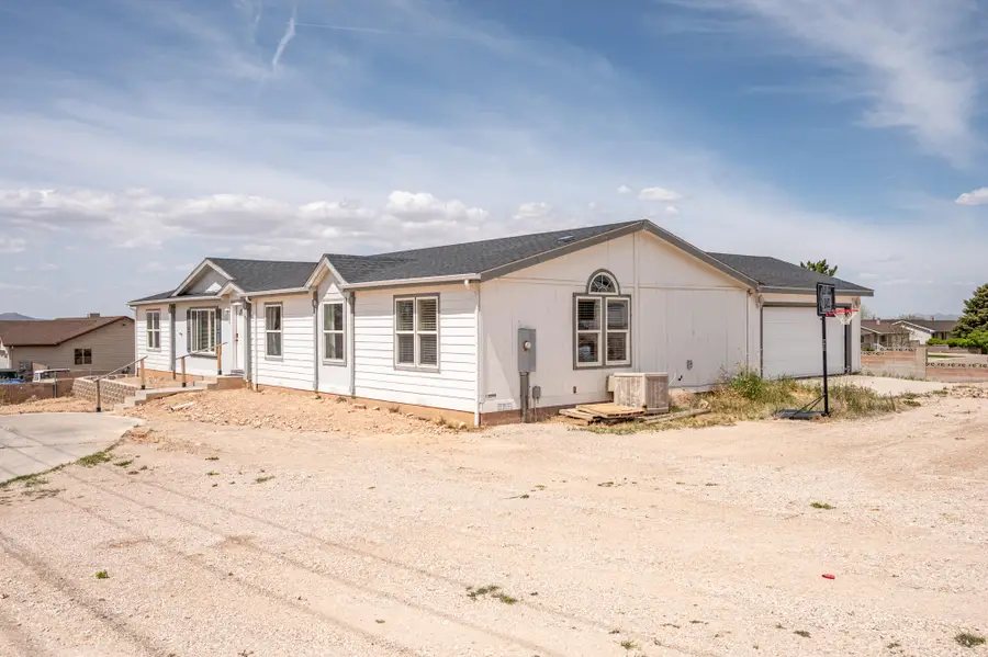 1637 E Midvalley Rd, Enoch, UT 84021 - #2