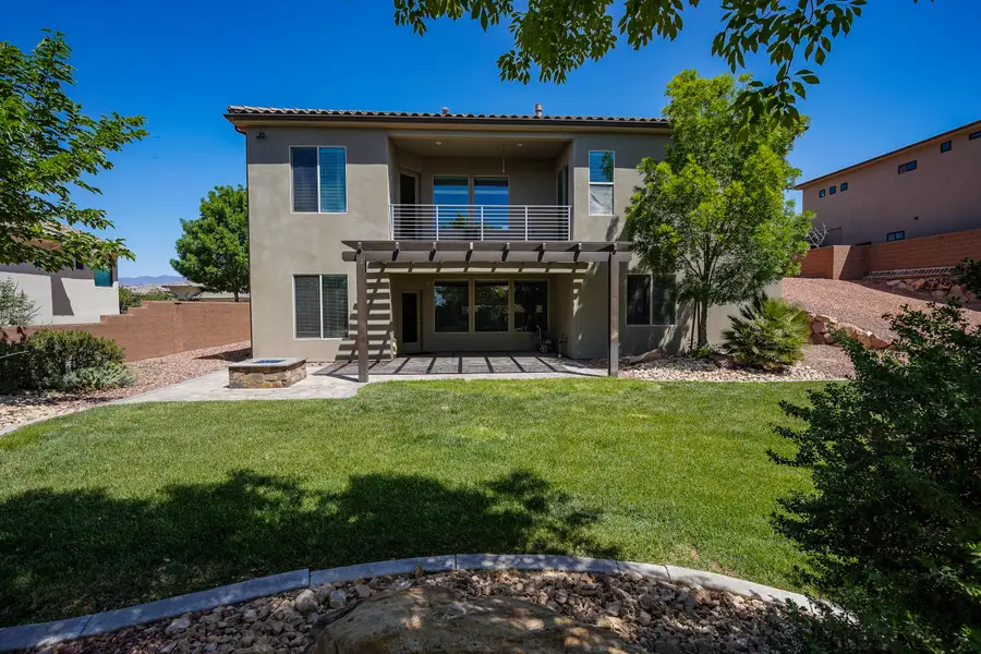 1288 E Silver Shadows Dr, Washington, UT 84780 - #3