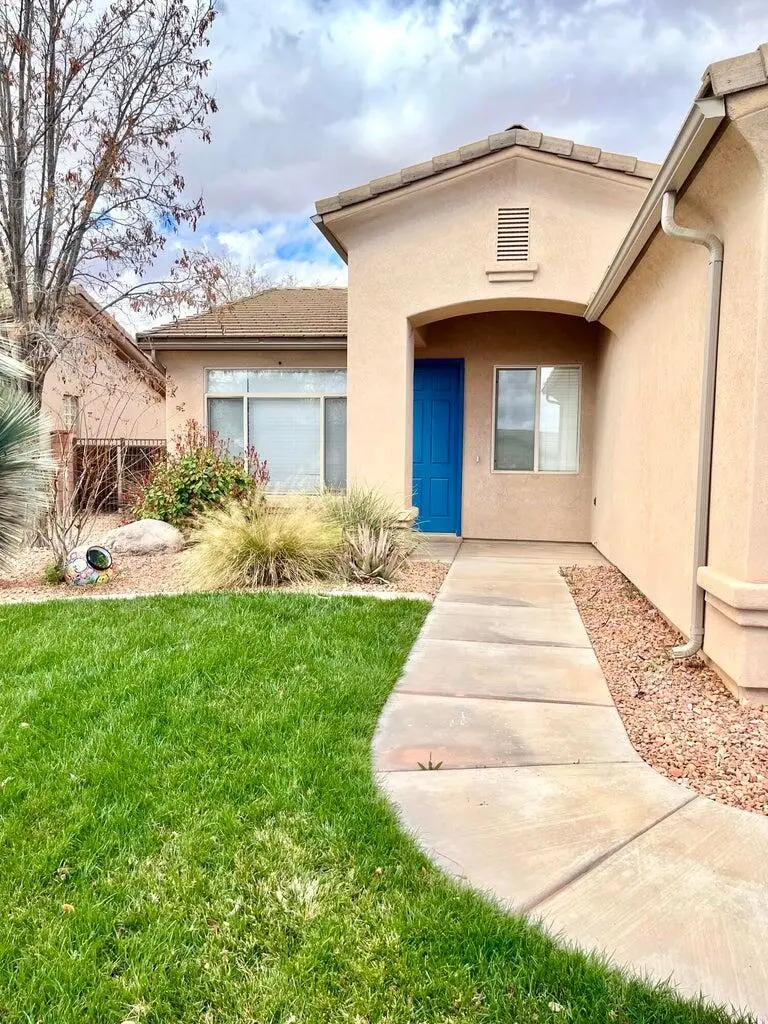 3355 E Willow Springs Dr, Washington, UT 84780 - #3