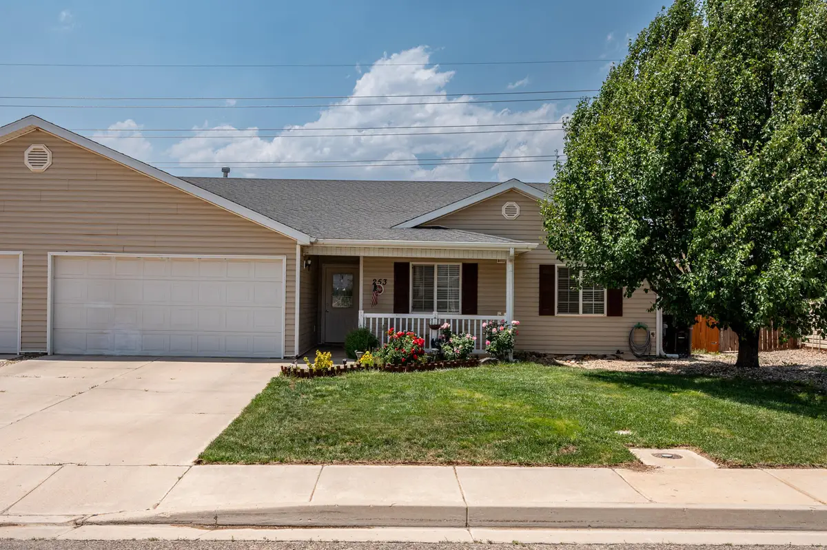 253 N 4300, Cedar City, UT 84720 - #1