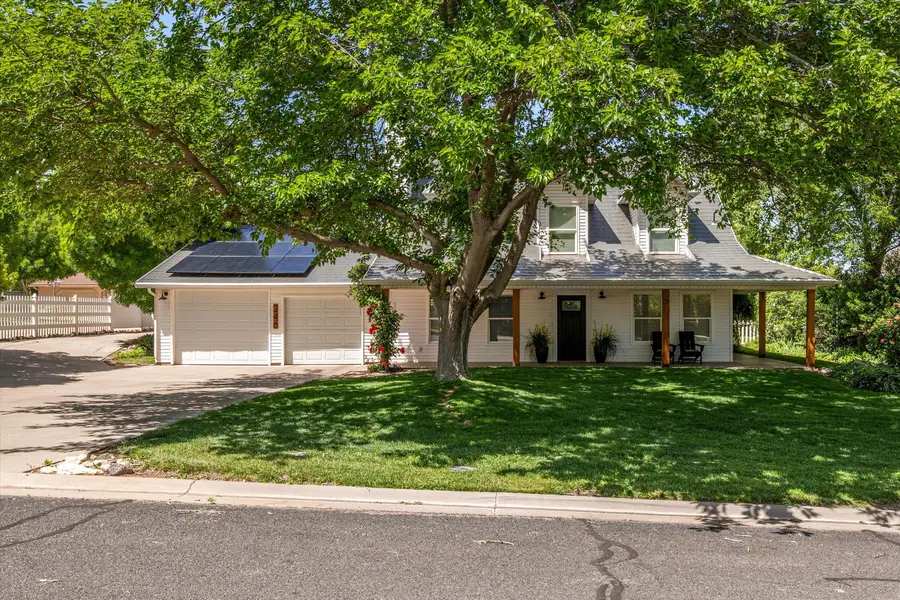 246 W Mountain Charm Rd, Toquerville, UT 84774 - #2