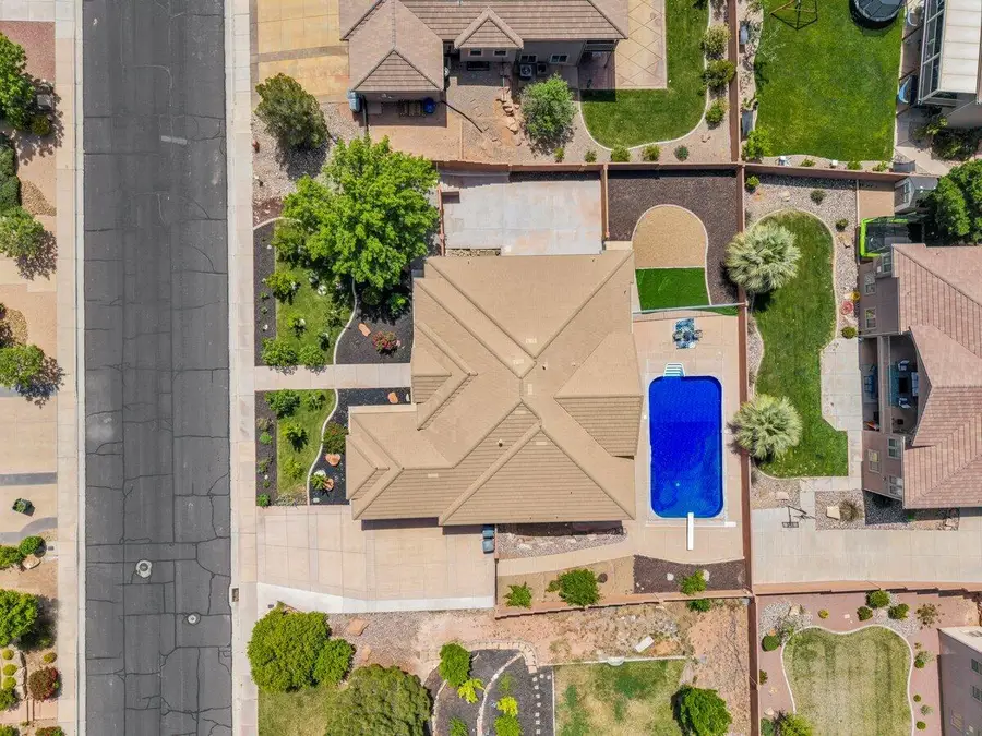 2516 S 2350 St, Saint George, UT 84790 - #3