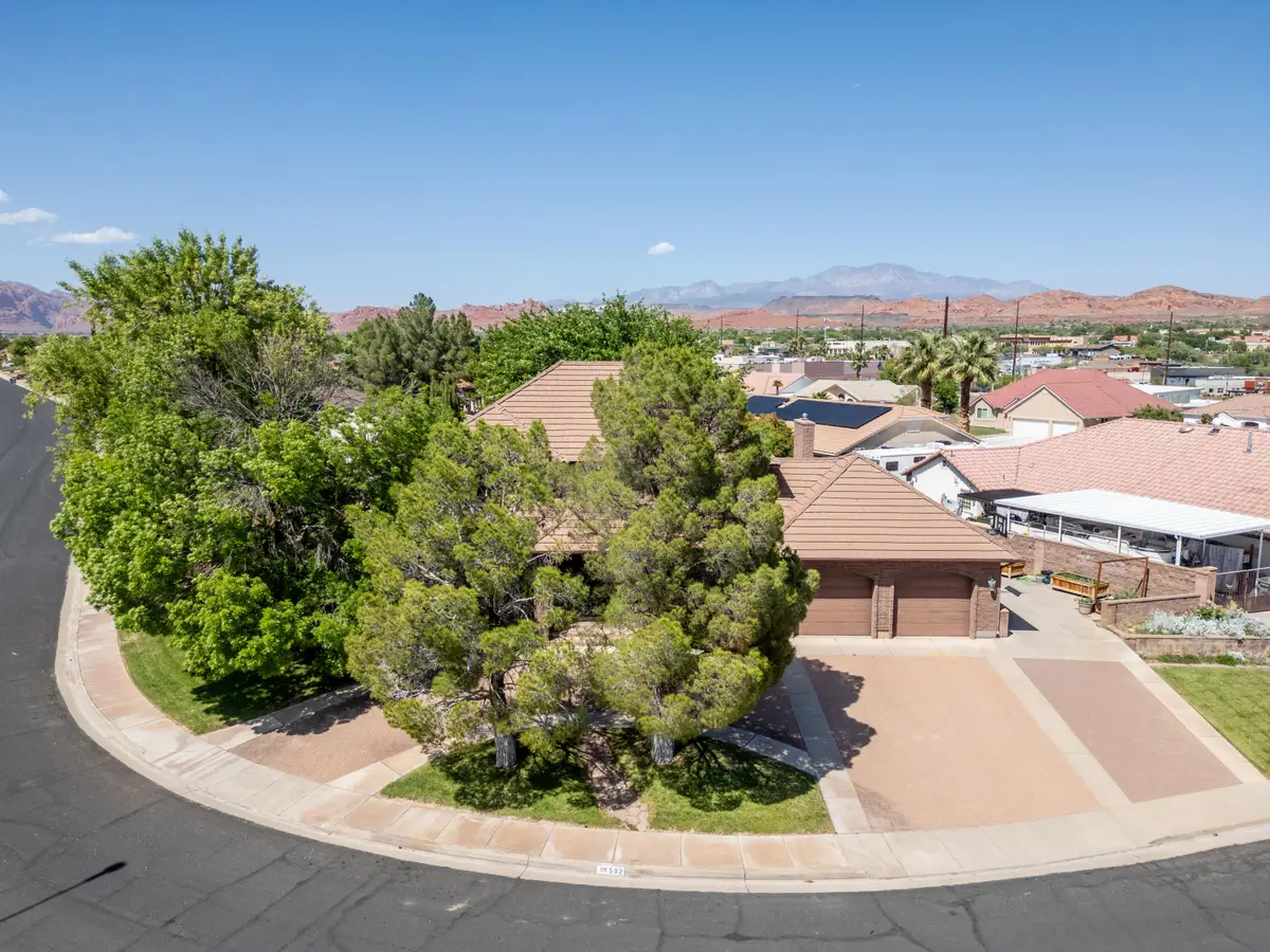 592 N Dusk Dr, Saint George, UT 84770 - #1