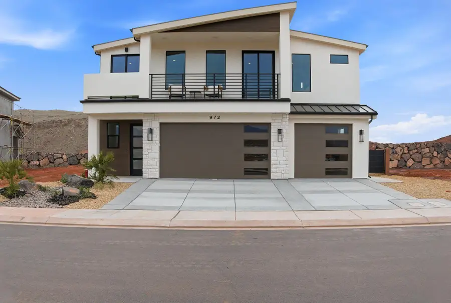 972 E Coyote Crest Dr, Washington, UT 84780 - #3