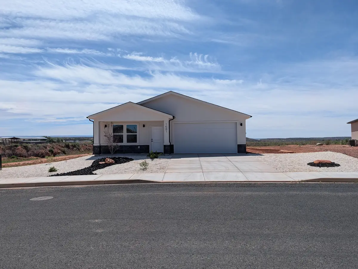 1681 E Creekside Dr, Kanab, UT 84741 - #1