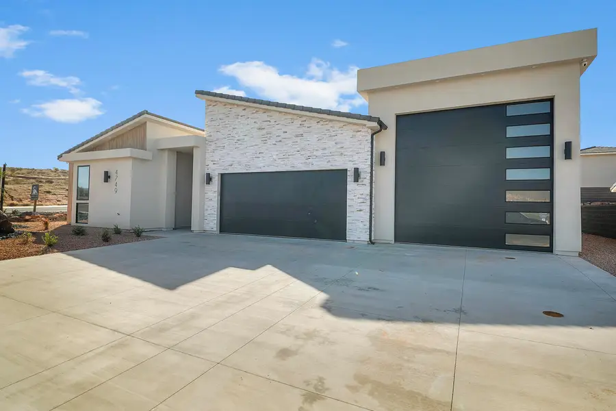 4749 W 1930, Hurricane, UT 84737 - #2