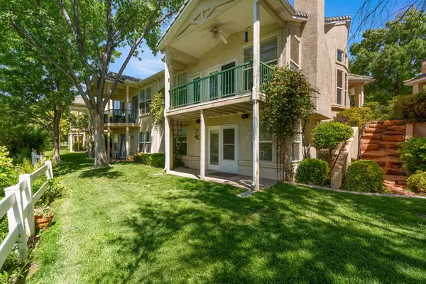 229 N Turnbury Ln, Washington, UT 84780