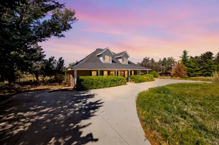885 N Horsemans Park Dr, Dammeron Valley, UT 84783 - #2