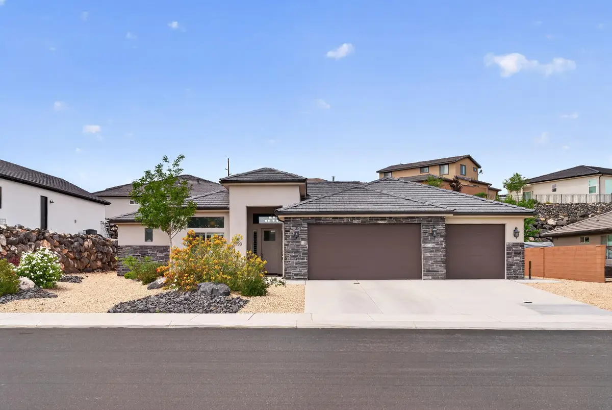 1790 W Andesite Dr, Hurricane, UT 84737 - #1