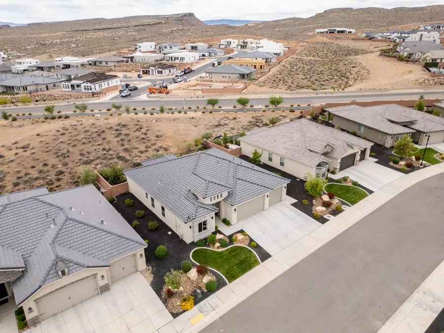 2737 W Trasimeno Dr, Saint George, UT 84770 - #2
