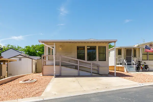 1150 W Red Hills Parkway #24, Washington, UT 84780