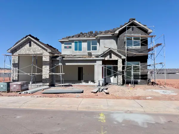 4758 S Woodrow Ln, Washington, UT 84780