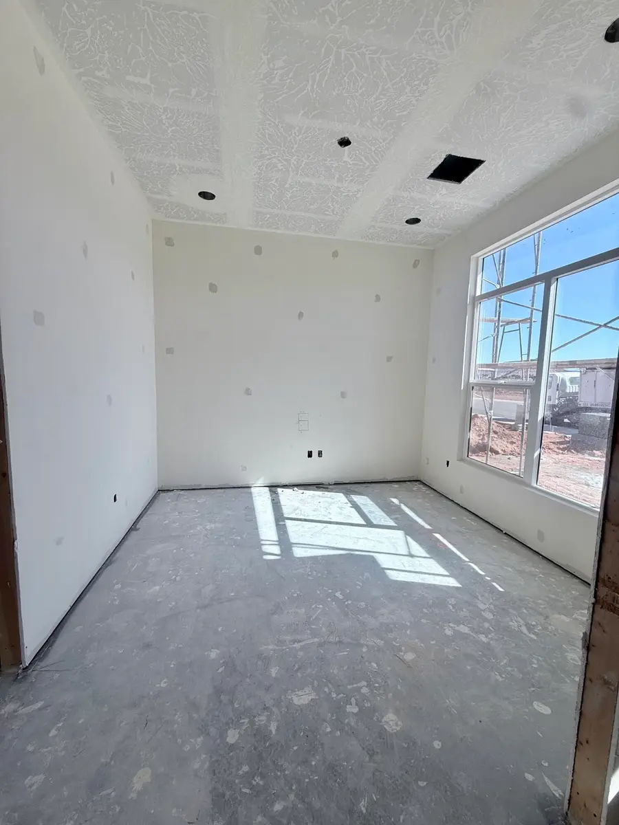 4758 S Woodrow Ln, Washington, UT 84780 - #3